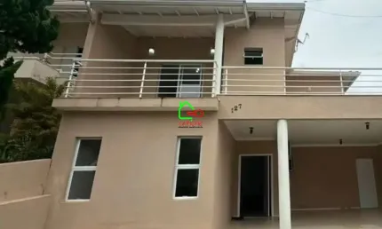 Oportunidade, casa em condomínio no bairro Santa Claudina em Vinhedo-SP: 3 quartos, 1 suíte, 2 salas, 4 banheiros, 4 vagas, 193m².