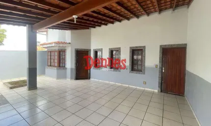 Casa com 3 quartos para alugar na Alameda Finlândia, 123, Jardim Europa, Bragança Paulista