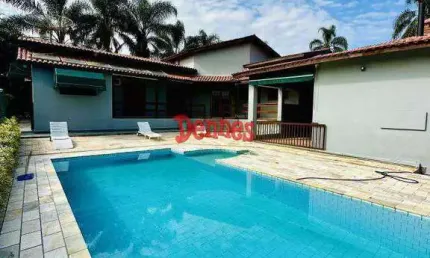 Casa de Condomínio com 4 quartos, Condomínio Jardim das Palmeiras, Bragança Paulista - R$ 1.6 mi, Cod: 813