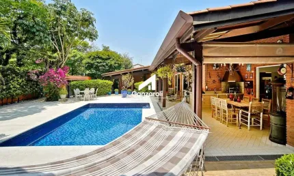 Casa Alto Padrão 429m² com Piscina - Alto da Boa Vista