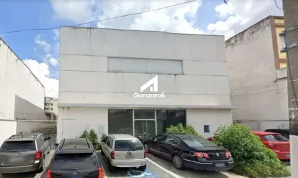 Loja Prédio Comercial e 3 banheiros para Alugar, 629 m²