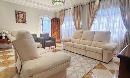 Casa com 4 quartos à venda no Jardim Medina, Poá 