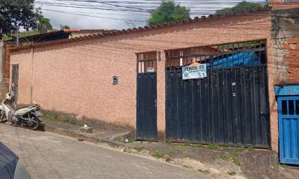 Casa com 5 quartos à venda na Rua Dezoito, 8, Planalto, Ipatinga