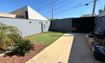 Casa térrea no bairro Jardim Nova Veneza, em terreno de 150m2, com suíte, Jd de inverno em Indaiatuba SP
