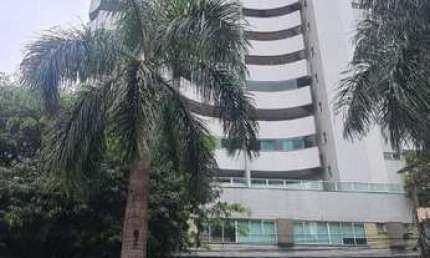 Venda | Apartamento com 240 m , 4 dormitório s , 3 vaga s . Zona 07, Maringá