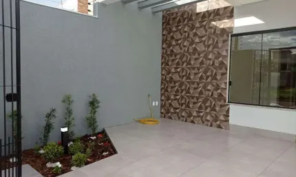 Venda | Casa com 105 m , 3 dormitório s , 2 vaga s . Jardim Fregadolli, Maringá