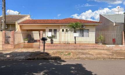 Casa à venda, Jardim Alvorada, próximo ao Acema - MARINGA - PR