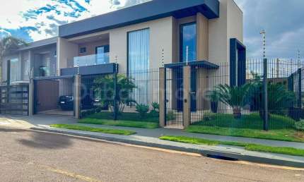Casa com 2 quartos à venda na Rua Pioneira Elvira Lavorenti Perego, 339, Jardim Tóquio, Maringá