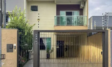 Casa com 3 quartos à venda na Rua Pioneiro Aníbal Borin, 760, Jardim Paris, Maringá