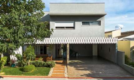 Venda | Sobrado com 387 m , 4 dormitório s , 2 vaga s . Conjunto Habitacional Inocente Vila Nova Jún