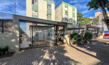 APARTAMENTO A VENDA  COM 3 QUARTOS A DUAS QUADRAS DA AVENIDA CERRO AZUL