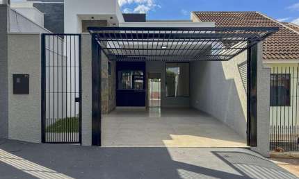 OPORTUNIDADE - Casa à venda, Jd Monte Rei  Maringá, com 89,00m  e 3 quartos, sendo 1 suite.