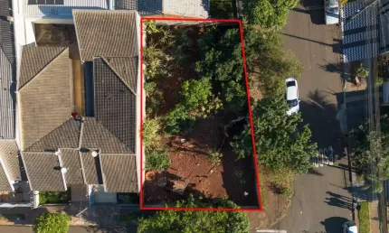 Terreno de Esquina à Venda  Jardim Catedral, Maringá