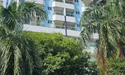 Apartamento com 2 quartos para alugar na Avenida João Paulino Vieira Filho, 109, Zona 07, Maringá