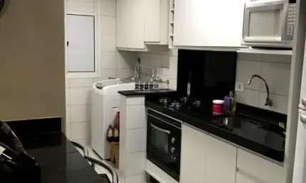 Apartamento à venda na Rua Pioneiro João Perin, Parque Tarumã, Maringá