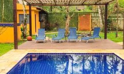 Casa na Praia de Cambury. Espaço, Conforto e Natureza - À VENDA