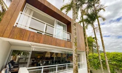 Casa em condomínio vista para o mar da praia de juquehy - à venda
