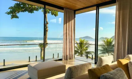 CASA PÉ NA AREIA NA PRAIA DA BALEIA TOWN HOUSE - À VENDA