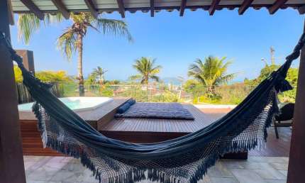 Casa em condomínio com vista panorâmica para a Praia de Juquehy - VENDA E LOCAÇÕES