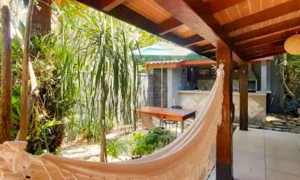 Casa com 2 suítes, 200m da Praia de Maresias no Canto do Moreira - VENDA E LOCAÇÃO ANUAL