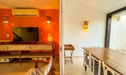 Casa em condomínio frente ao mar na praia de Barra do Una - LOCAÇÕES E VENDA