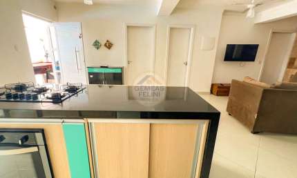 Casa Fora de Condomínio na Praia de Juquehy, 4 quartos, 350m². - LOCAÇÃO ANUAL