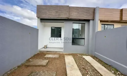 Casa para Venda em Pinheiral, Arvoredo, 2 dormitórios, 1 suíte, 2 banheiros, 1 vaga