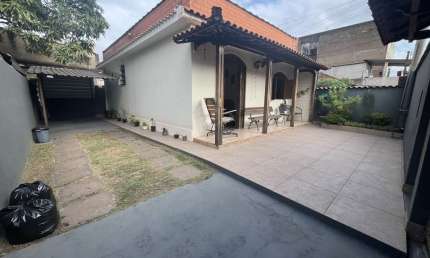 Casa para Venda em Volta Redonda, Vila Mury, 2 dormitórios, 1 banheiro, 2 vagas