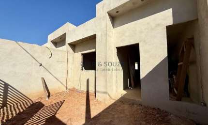 Casa para Venda em Volta Redonda, Santa Rita do Zarur, 2 dormitórios, 1 suíte, 2 banheiros, 2 vagas