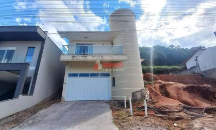 Casa com 3 quartos à venda na Rua Jose Amancio Berns, Centro, Antônio Carlos