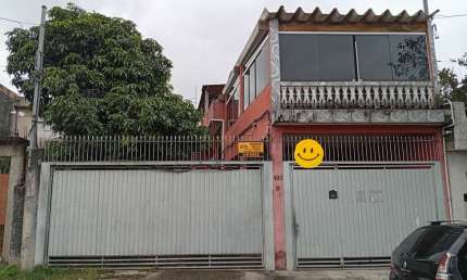 Casa pra renda  300 m2 R$ 699.000,00 Jardim das Imbuias / Vila São José – 4 casas  alugadas - Imóvel ideal pra quem quer morar e gerar renda mensal, espaço no terreno para construir