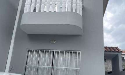 Lindo Sobrado totalmente reformado R$ 649.000,00 Jardim Satélite 03 dormitórios sendo 01 suite  2 vagas