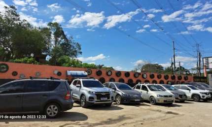 Loja porteira fechada pneus rodas lava rápido e troca de óleo R$ 299.000,00 Parelheiros Renda Garantia