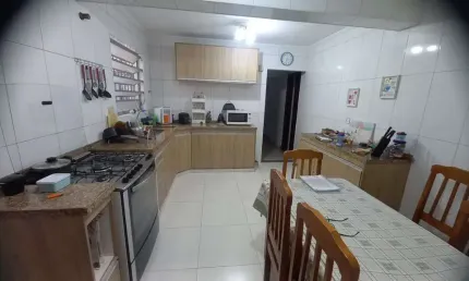 Casa térrea 140m2  R$ 650.000,00 Cidade Dutra 3 dormitórios 1 suíte 3 vagas aceita financiamento