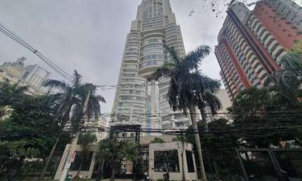 Locação Apartamento 47m R$ 5.840,00 Cidade Monções – Edifício Mandarim