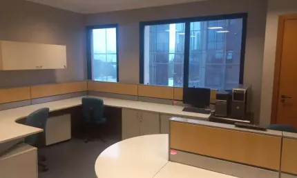Locação escritório mobiliado 37m r$ 3.500,00 vila olímpia (pacote incluso taxa de condomínio e iptu)