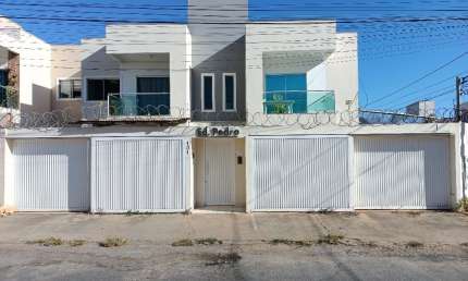 Apartamento com 2 Quartos, Cozinha Planejada e 1 Vaga de Garagem