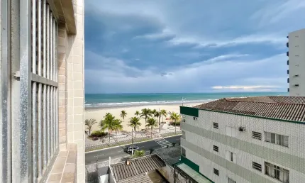 Apartamento com 1 dormitório na Tupi, em Praia Grande-SP