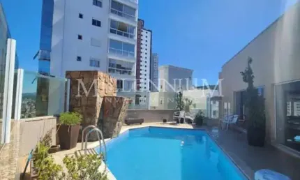 Cobertura à venda na Rua 622, Centro, Balneário Camboriú