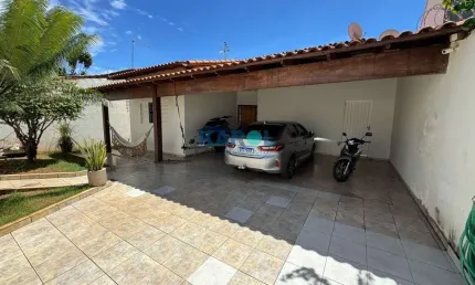 Casa com 3 quartos à venda na cidade jardim, uberlândia , 238 m2 por r$ 980.000