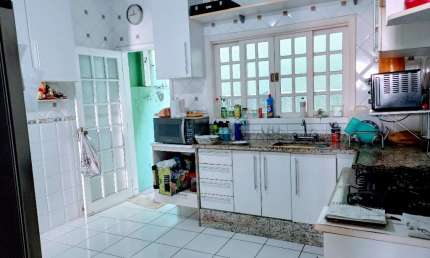 Casa em condomínio fechado com 3 quartos para alugar na Estrada dos Bandeirantes, 12431, Vargem Pequena, Rio de Janeiro