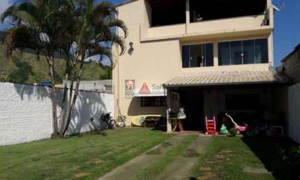 Casa à venda - Sobrado Padrão no bairro Enseada em São Sebastião/SP