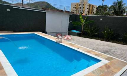 Casa com 1 suíte, 2 dormitórios, piscina e área gourmet na Martim de Sá