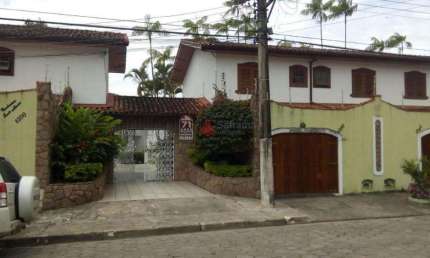 Casa com 2 quartos para alugar na Rua Bartolomeu Bueno da Silva, 1300, Martim de Sá, Caraguatatuba