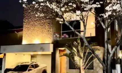 Casa com 4 quartos para alugar na Rua Ademar Gonzaga, 12, Loteamento Villa Branca, Jacareí