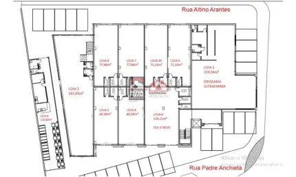 Loja com 192,05m², nova, localizada em Centro de Caraguatatuba