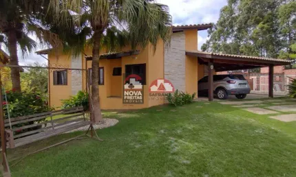 Sobrado à Venda e Locação - Condomínio Colonial Village, Pindamonhangaba