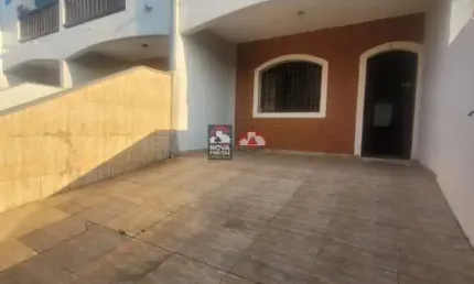 Casa com 2 quartos para alugar na Rua Tomaz Antônio Gonzaga, Sobrado 3, 29, Parque Balneário Poiares, Caraguatatuba