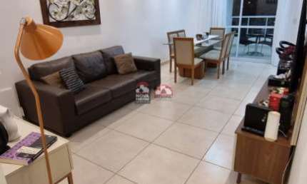 Apartamento com 3 quartos para alugar na Rua da Capela, 92, Centro, Jacareí