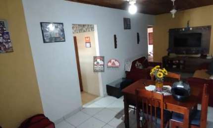 Casa com 4 quartos à venda na Rua Luiz Caninéo, 136, Crispim, Pindamonhangaba